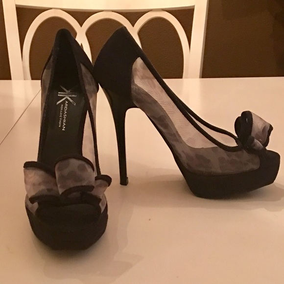 KARDASHIAN KOLLECTION Leopard Print Platform heels - Picture 3 of 8